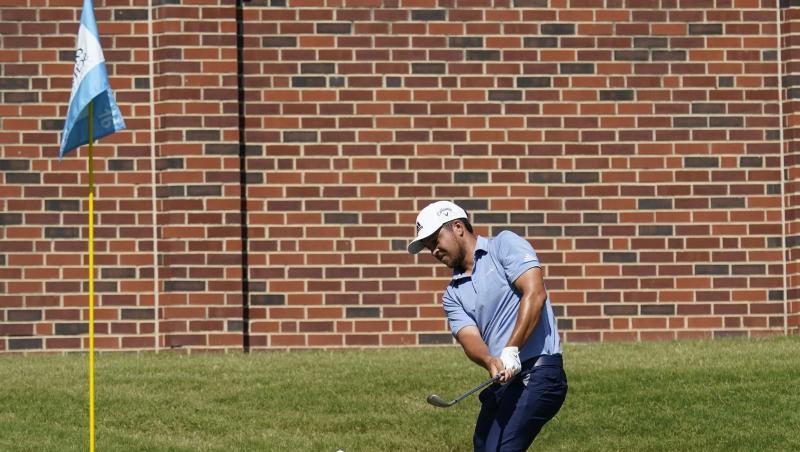 Xander Schauffele liegt bei der Charles Schwab Challenge im Colonial Country Club vorn. Xander Schauffele liegt bei der Charles Schwab Challenge im Colonial Country Club vorn.