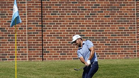 Xander Schauffele liegt bei der Charles Schwab Challenge im Colonial Country Club vorn.
