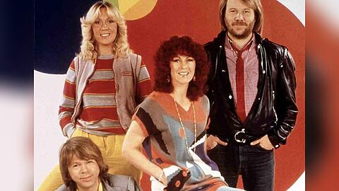 Die schwedische Kultband ABBA (Agnetha Fältskog, Björn Ulvaeus, Benny Andersson, Anni-Frid Lyngstad) gewann 1974 den Grand Prix mit ihrem Song "Waterloo". Es war der Beginn einer beispiellosen Weltkarriere.