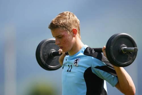 Stemmt er die Aufgaben in der Bundesliga? Lars Bender.