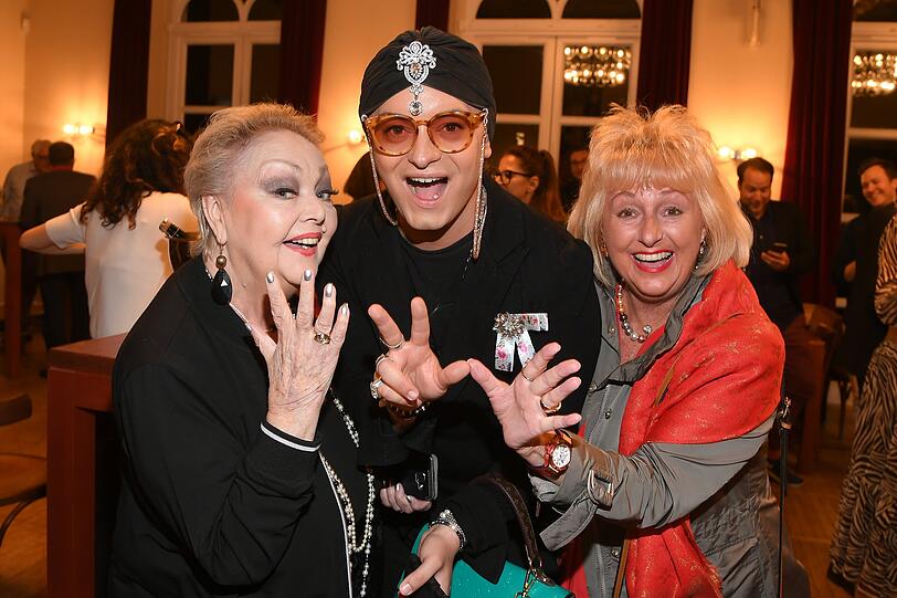Barbara Schöne, Julian F. M. Stoeckel und Stefanie Simon
