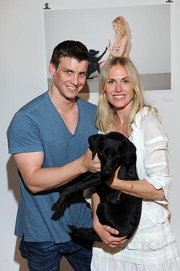 Noemi Matsutani und Freund Philipp Walter mit Hund Mila