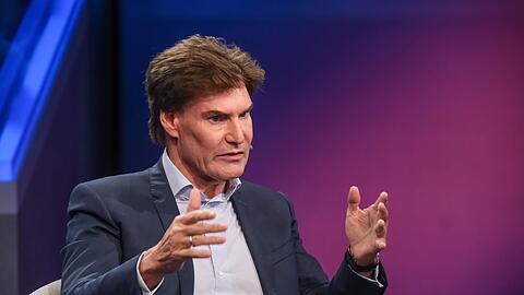 Carsten Maschmeyer war bei "Maischberger" zu Gast. Carsten Maschmeyer war bei "Maischberger" zu Gast.