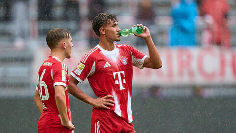 Zwei der hoffnungsvollsten Bayern-Talente: Tom Bischof (r.) und Lennart Karl.