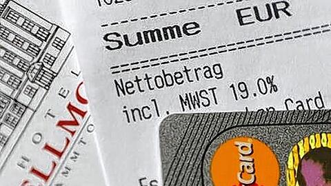 Noch gilt der Satz von 19 Prozent Mehrwertsteuer auf Übernachtungen. Die umstrittene Änderung gefährdet jetzt das gesamte Paket.