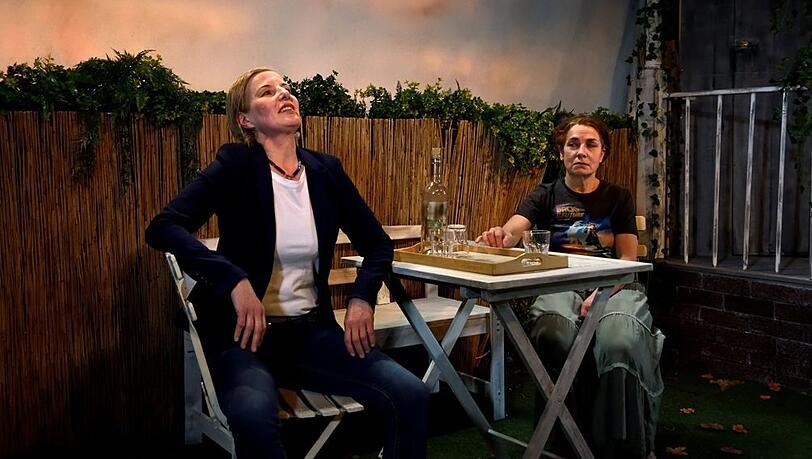 Gabriele Fischer und Adela Florow.