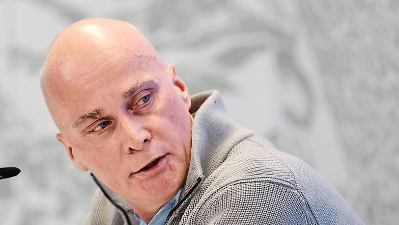 "Bei uns überschlagen sich die Ereignisse": Präsident Robert Reisinger bei der Vorstellung des neuen Geschäftsführers. "Bei uns überschlagen sich die Ereignisse": Präsident Robert Reisinger bei der Vorstellung des neuen Geschäftsführers.