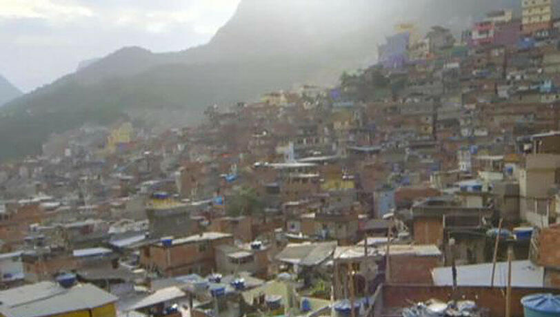 Die Favelas sind die Armenviertel der brasilianischen Stadt Die Favelas sind die Armenviertel der brasilianischen Stadt