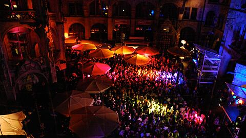 Beim Rathaus Clubbing wird das Münchner Rathaus zur Großraum-Disco. (Archivbild)