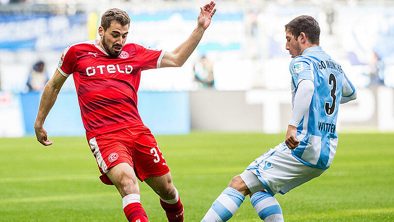 Maximilian Wittek vom TSV 1860 (rechts) im Duell mit Charalampos Mavrias von Fortuna Düsseldorf. Maximilian Wittek vom TSV 1860 (rechts) im Duell mit Charalampos Mavrias von Fortuna Düsseldorf.