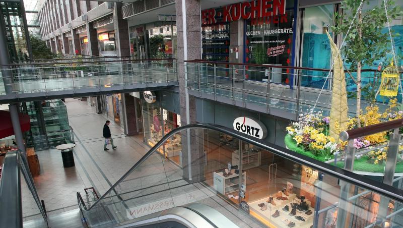 Geschlossene Geschäfte im Köpenick-Center in Berlin. Einzelhändler können den Verlust der Kundschaft schwer ausgleichen. Geschlossene Geschäfte im Köpenick-Center in Berlin. Einzelhändler können den Verlust der Kundschaft schwer ausgleichen.