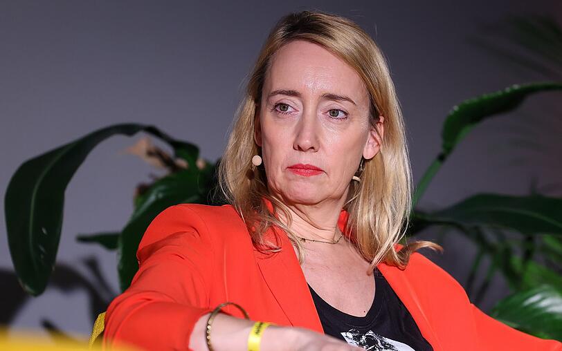 Melanie Amann findet, der politische Journalismus habe sich "in ein Dilemma man&ouml;vriert".