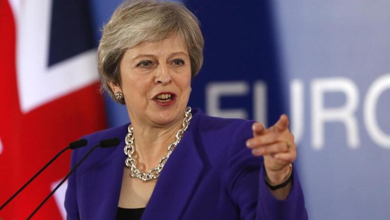 Die britische Premierministerin Theresa May setzt trotz klarer Absagen aus Brüssel auf auf Nachverhandlungen mit der Europäischen Union. Die britische Premierministerin Theresa May setzt trotz klarer Absagen aus Brüssel auf auf Nachverhandlungen mit der Europäischen Union.