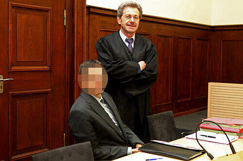 Unschuldig: Udo P. mit seinem Anwalt.