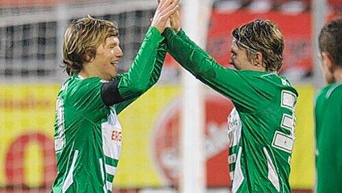 Zwei „junge Hupfer“ aus Fürth auf dem Sprung zur Profikarriere: Johannes Geis (li.) und Felix Klaus. Zwei „junge Hupfer“ aus Fürth auf dem Sprung zur Profikarriere: Johannes Geis (li.) und Felix Klaus.