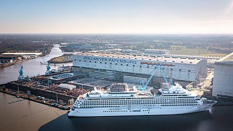 Bund und Land sind mit jeweils 40 Prozent an der Meyer Werft beteiligt. (Archivbild)
