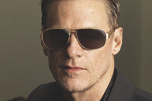 Cooler Durchblick mit Titanflex-Brille von Eschenbach: der kanadische Rock-Star Bryan Adams.
