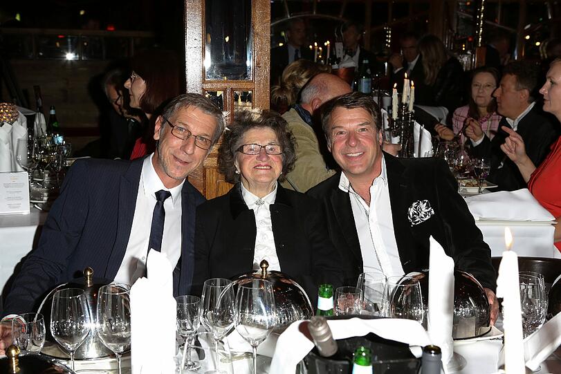 Patrick Lindner mit Mutter Hedwig Raab und Lebenspartner Peter Schäfer