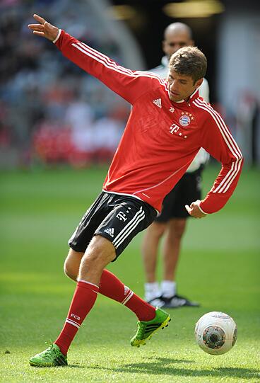 Das erste Training unter Pep! Wir zeigen die besten Bilder vom Trainingsauftakt der Bayern!