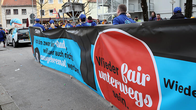 Allgemein nutzten einige Parteien den Umzug als Wahlkampf-Plattform - wie hier die CSU.