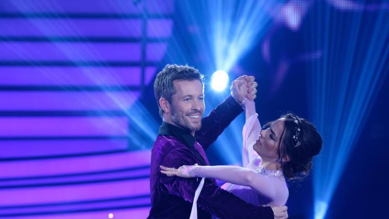 Als erstes Paar mussten Schauspieler Jan Hartmann (l) und Renata Lusin (r) RTL-Tanzshow Let’s Dance verlassen. Bei den Einschaltquoten holte die Sendung den zweiten Platz. Als erstes Paar mussten Schauspieler Jan Hartmann (l) und Renata Lusin (r) RTL-Tanzshow Let’s Dance verlassen. Bei den Einschaltquoten holte die Sendung den zweiten Platz.