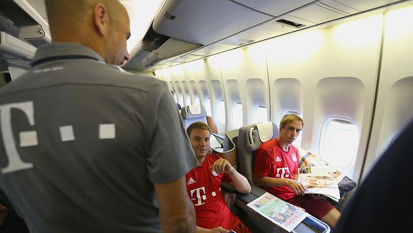 Die Stars des FC Bayern auf dem Weg nach China - die Bilder. Die Stars des FC Bayern auf dem Weg nach China - die Bilder.