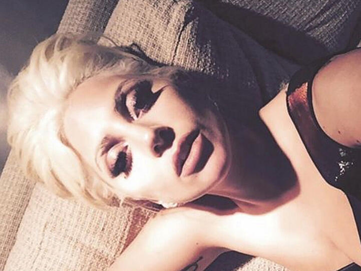 Zugegeben: Um Lady Gaga ist es in den vergangenen Monaten etwas ruhiger geworden. Ihr Instagram-Profil füllt die Sängerin allerdings immer mal wieder mit heißen Schnappschüssen, die Männerherzen höher schlagen lassen.