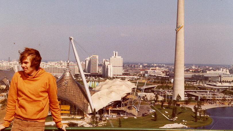 Lindemeier während der Spiele vor dem Olympiastadion.