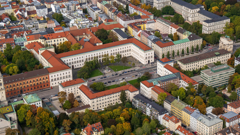 Auch an die LMU schickte der Berliner eine Hassbotschaft und schwurbelte vage von "Bombenanschlag".