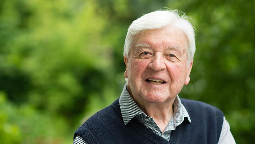 Der langjährige bayerische Kultusminister Hans Maier (CSU), hier kurz vor seinem 85. Geburtstag, ist im Alter von 94 Jahren gestorben. (Archivbild) Der langjährige bayerische Kultusminister Hans Maier (CSU), hier kurz vor seinem 85. Geburtstag, ist im Alter von 94 Jahren gestorben. (Archivbild)