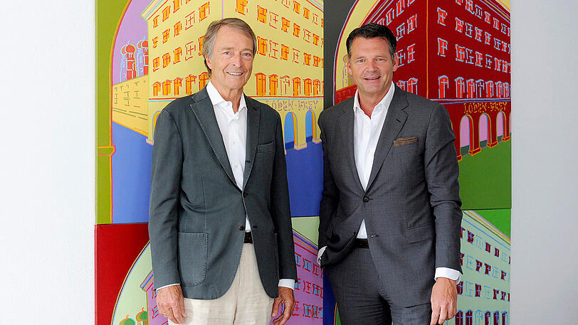 Freuen sich über 175 Jahre Lodenfrey: die beiden Chefs Ralph-Michael Nagel und Markus Höhn (r.) im Stammhaus in der Maffeistraße.