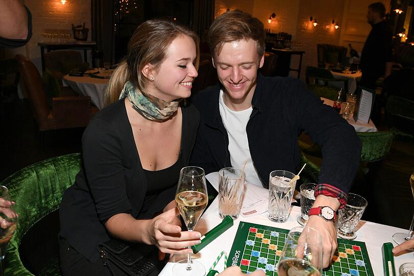 Timur Bartels mit Freundin Larissa Sophie Römer