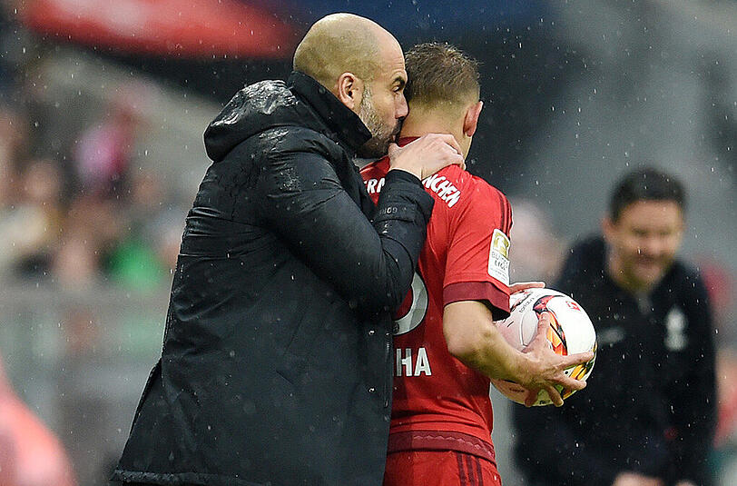 Bayern-Trainer Pep Guardiola baut wohl auch gegen Juventus Turin auf den Youngster Joshu Kimmich in der Innenverteidigung.