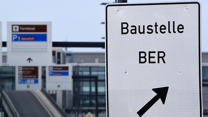 Dass er eine Baustelle ist und bleibt, ist eigentlich klar: Hauptstadtflughafen BER in Schönefeld.