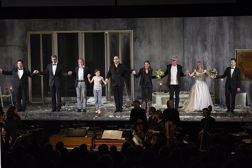 Salvatore Sciarrinos "Lohengrin" mit Sarah Maria Sun bei den Osterfestspielen Salzburg.