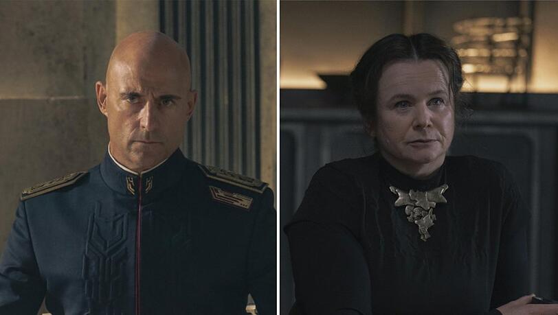 "Dune: Prophecy": Möge der Machtkampf zwischen Imperator Javicco Corrino (Mark Strong) und Ordensschwester Valya (Emily Watson) beginnen. "Dune: Prophecy": Möge der Machtkampf zwischen Imperator Javicco Corrino (Mark Strong) und Ordensschwester Valya (Emily Watson) beginnen.