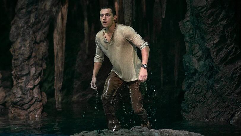 "Uncharted": Nathan Drake (Tom Holland) muss sein Geschick beweisen, um den Schatz vor dem skrupellosen Moncada zu erreichen.