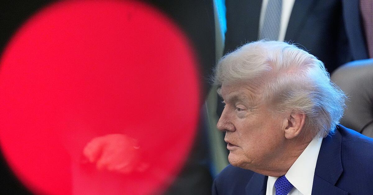 Trump-will-eine-Milliarde-Dollar-von-Elite-Uni-Harvard