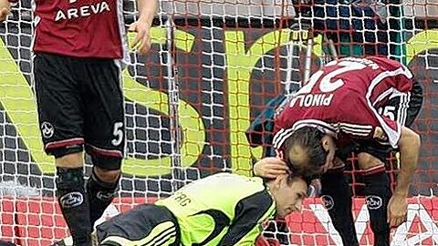 Die Retter der Serie: Torwart Raphael Schäfer  und Linksverteidiger  Javier Pinola retteten den Club gegen Hoffenheim.