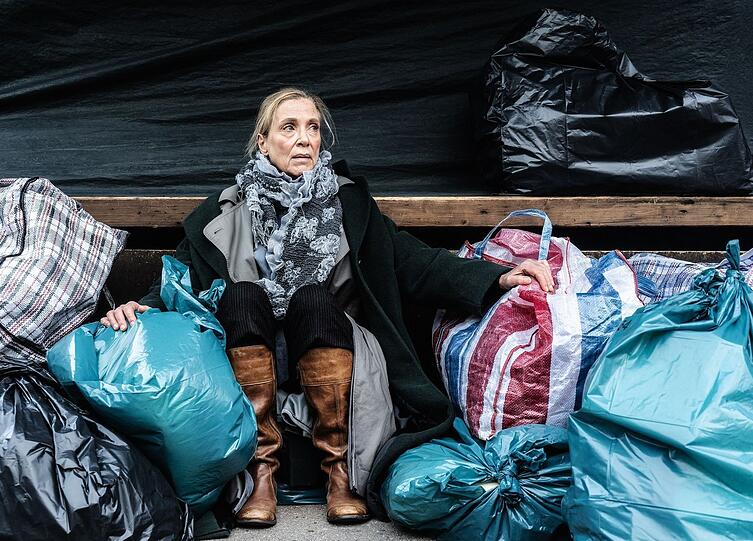 Die Schauspielerin Ute Fiedler als Mutter Courage in der Inszenierung von Stefan Leibold am Staatstheater Augsburg.