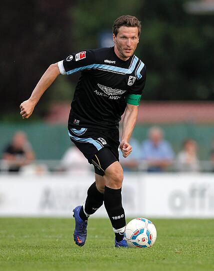 Testspiel gegen den TSV Kottern: Die Löwen gewinnen mit 7:0. Tore für den Zweitligisten erzielten Benjamin Lauth (3), Markus Ziereis (2), Liridon Vocaj und Basti Maier.