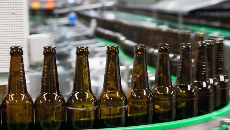 Derzeit liegt das Pfand für eine normale Bierflasche bei 8 Cent. Die deutschen Brauer fordern eine Erhöhung. Derzeit liegt das Pfand für eine normale Bierflasche bei 8 Cent. Die deutschen Brauer fordern eine Erhöhung.