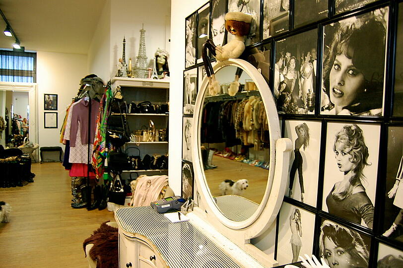 Die schönsten Second-Hand-Geschäfte. Hier: Vintage Love, Frauenstraße 22, www.vintageandmore.de
