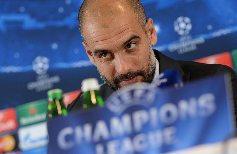 Pep Guardiola bei der Pressekonferenz