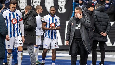 Auch bei Hertha-Trainer Pal Dardai flossen die Tränen.