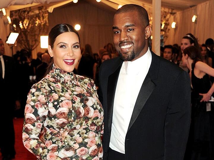 Die damals noch schwangere Kim Kardashian und Kanye West auf einer Gala in New York
