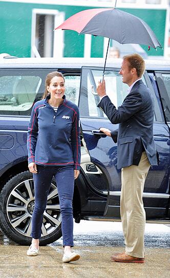 Herzogin Kate und Prinz William besuchten am Sonntag Regattasegler in Portsmouth. Die Bilder.