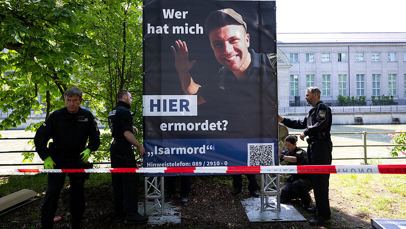 Isarmord vor 10 Jahren: Großplakat soll Hinweise auf Täter bringen