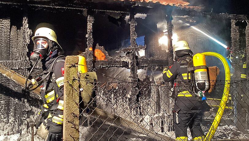 Bei dem Brand wurde niemand verletzt. Bei dem Brand wurde niemand verletzt.