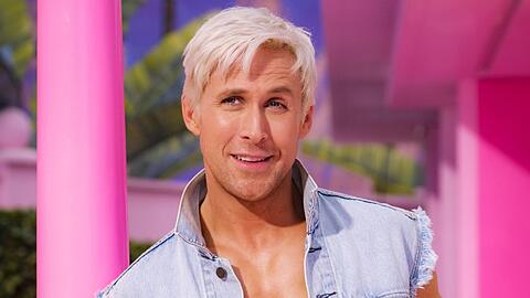 Ryan Gosling gibt den lebendig gewordenen Ken aus dem Barbie-Universum.